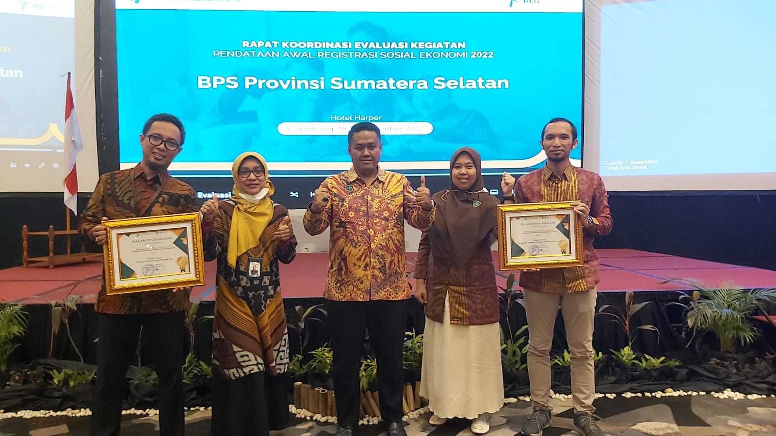 BPS Muba Raih Dua Penghargaan Pada Kegiatan Pendataan Awal Regsosek 