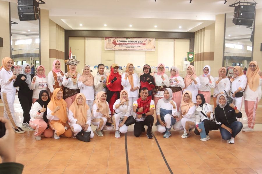 DWP Dinas PUPR Raih Juara Pertama Lomba Senam SKJ