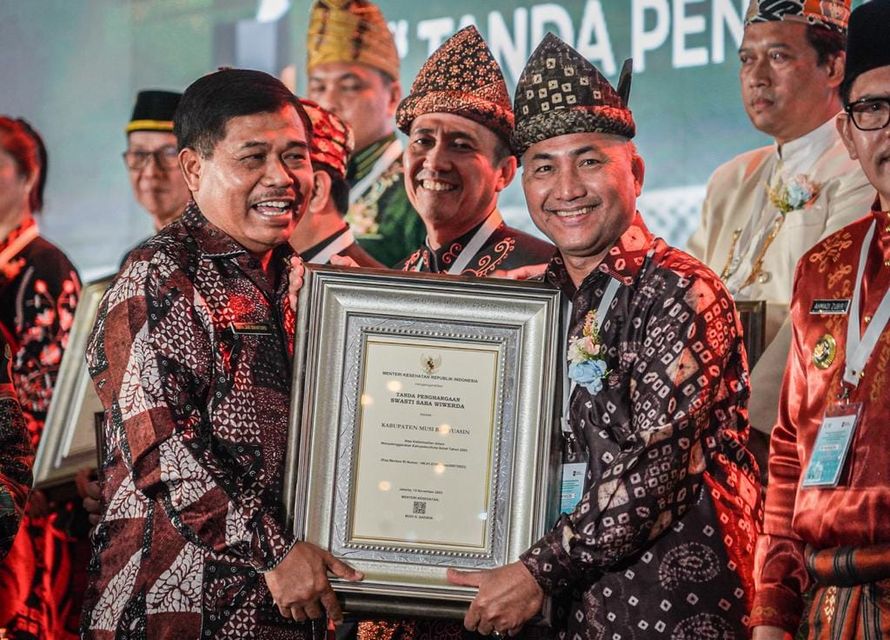 PJ Bupati H Apriyadi Bangga Muba raih Anugerah Swasti Saba Wiwerda