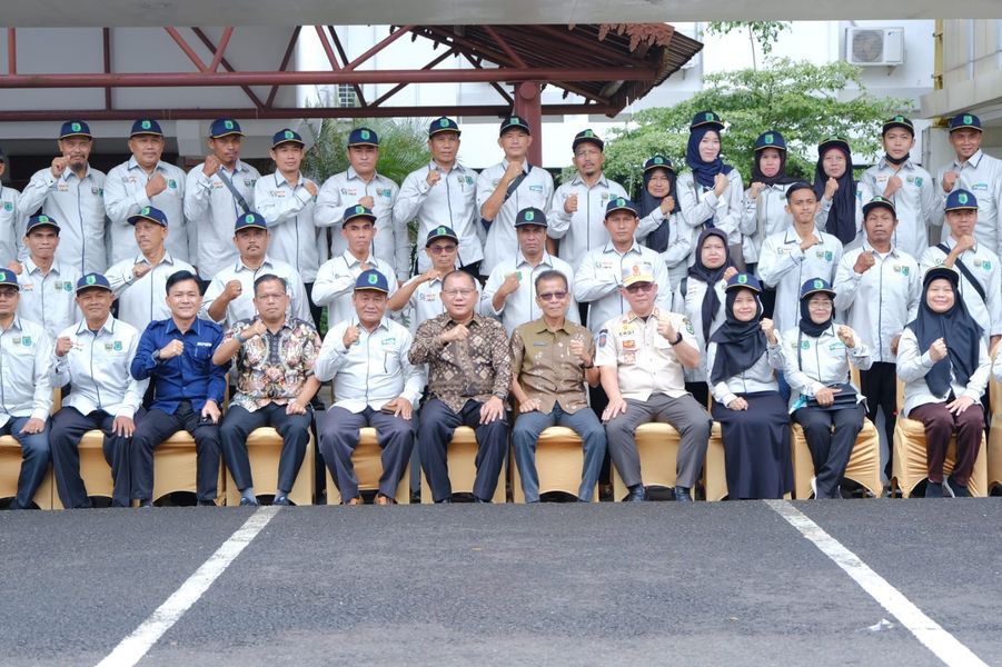 Pj Sekda Muba  Musni Wijaya Lepas 139 Peserta PENAS Muba Ke Kota Padang