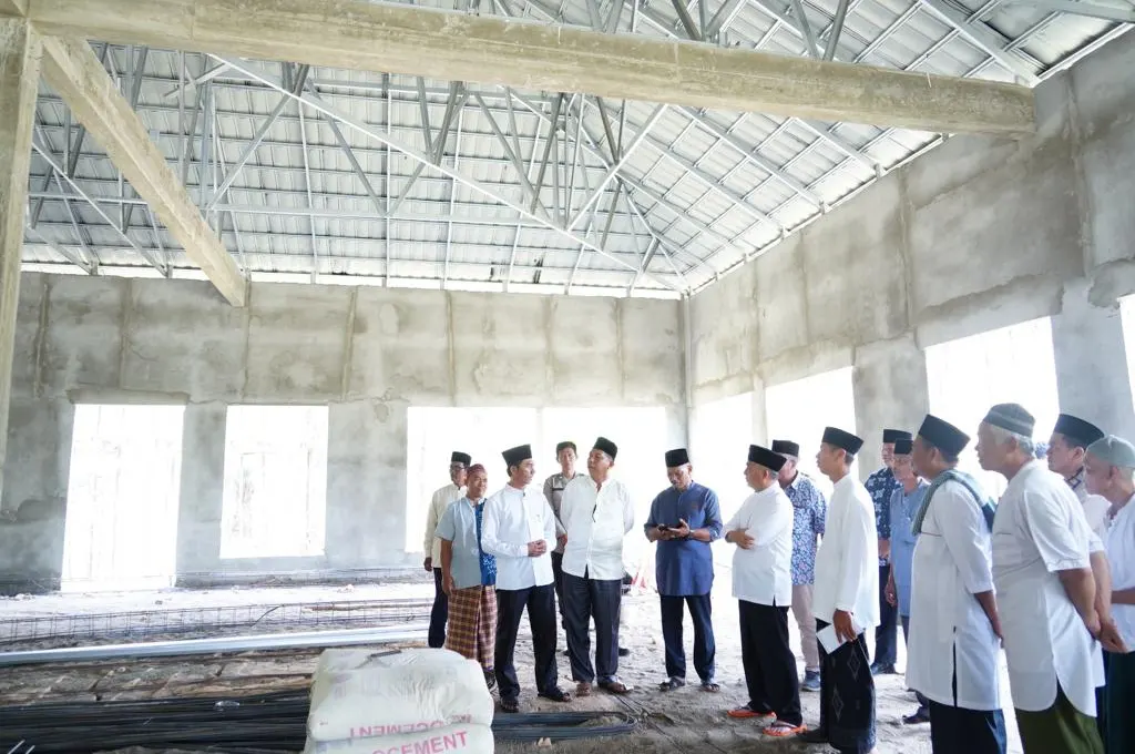 Safari Jumat, Pj Bupati Muba Bantu Pembangunan Masjid An-Nur Desa Suka Damai 