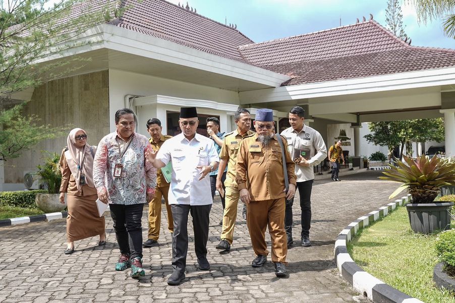 Sowan ke Pj Gubernur, Pj Bupati Apriyadi Laporkan Progress Pembangunan Jalan Tol di Muba