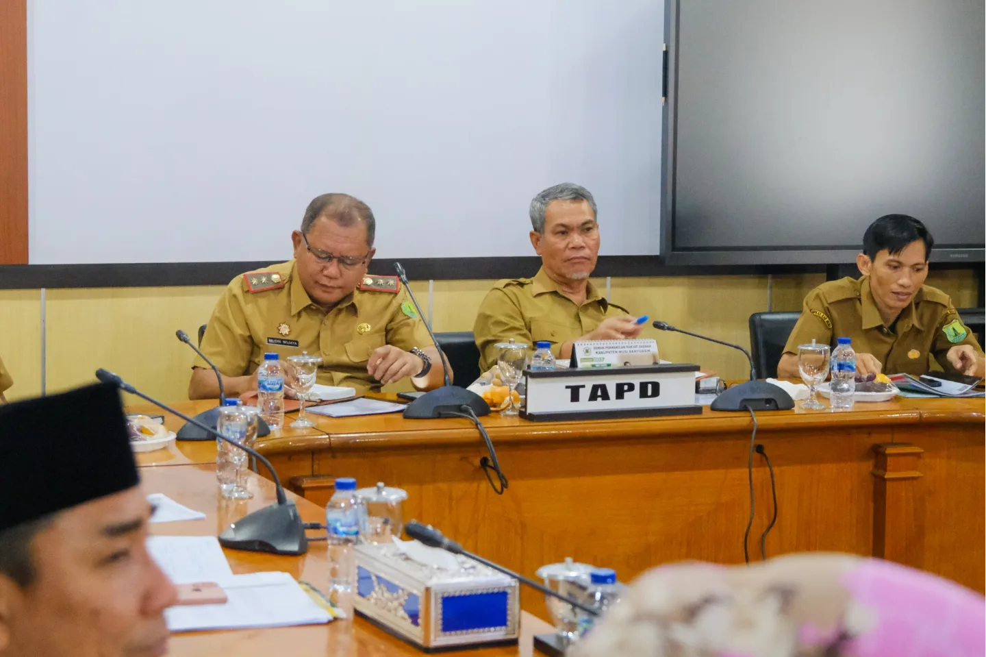 TAPD Dengarkan Pendapat Akhir Fraksi DPRD Terhadap Raperda APBD Perubahan Tahun 2023